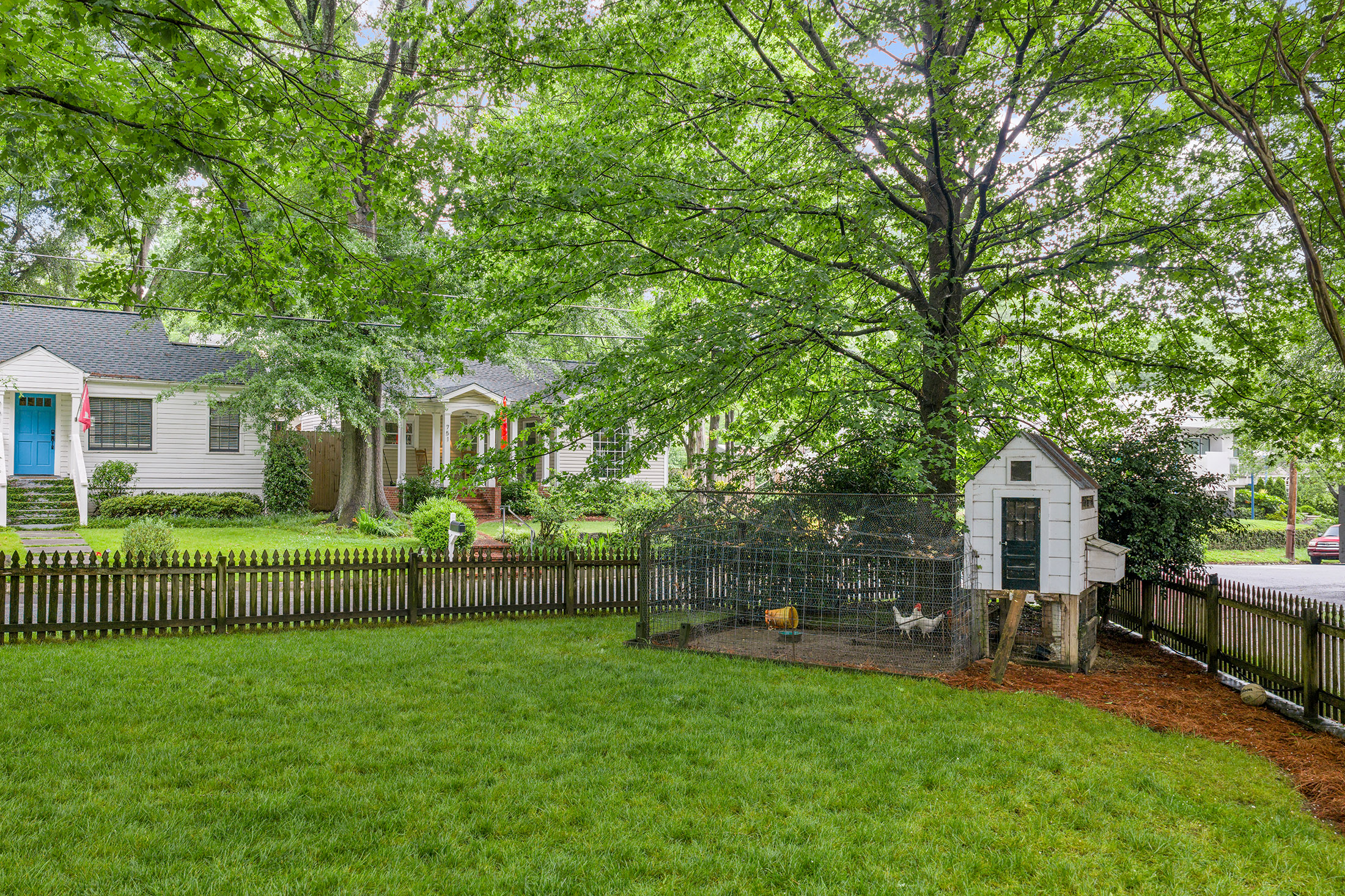  Captivating 1920s Farmhouse in Berkeley Park - 物件實景