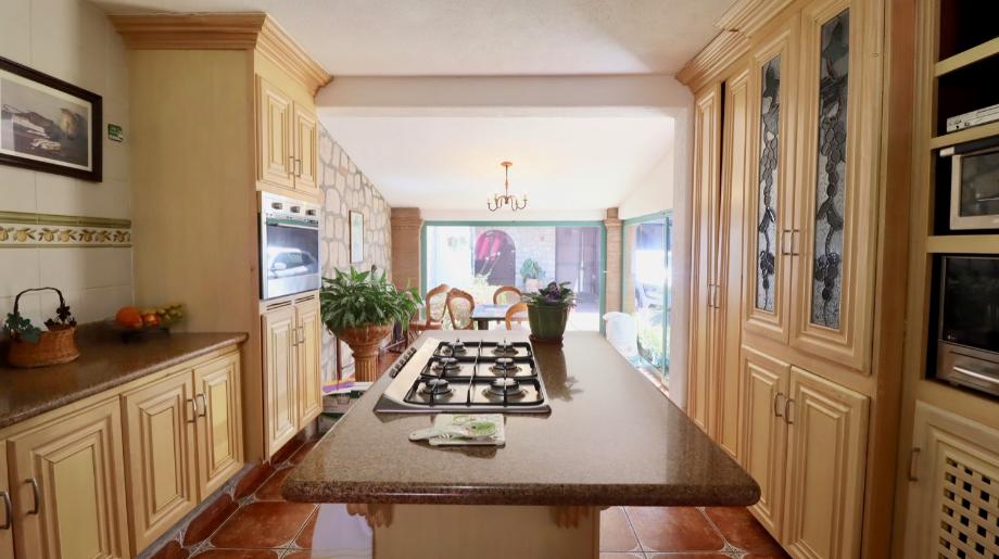 Manuel Gutierrez Najera, Morelia, Michoacán de Ocampo, 58090, Mexico, 4 Bedrooms Bedrooms, ,3 BathroomsBathrooms,Residential,For Sale,Manuel Gutierrez Najera,1612996