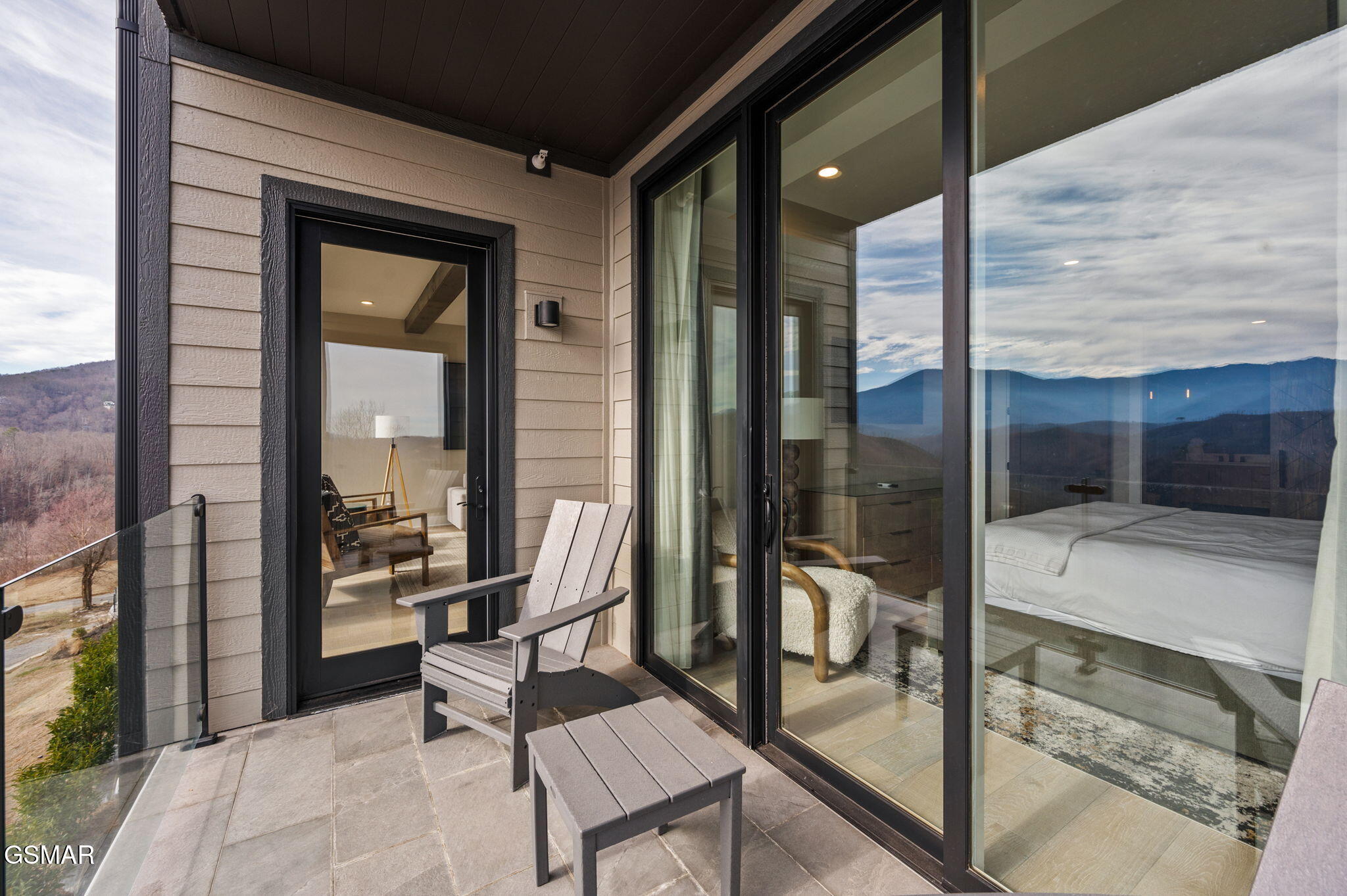 Gatlinburg, Tennessee, 37738, United States, 3 Bedrooms Bedrooms, ,4 BathroomsBathrooms,Residential,For Sale,1977552