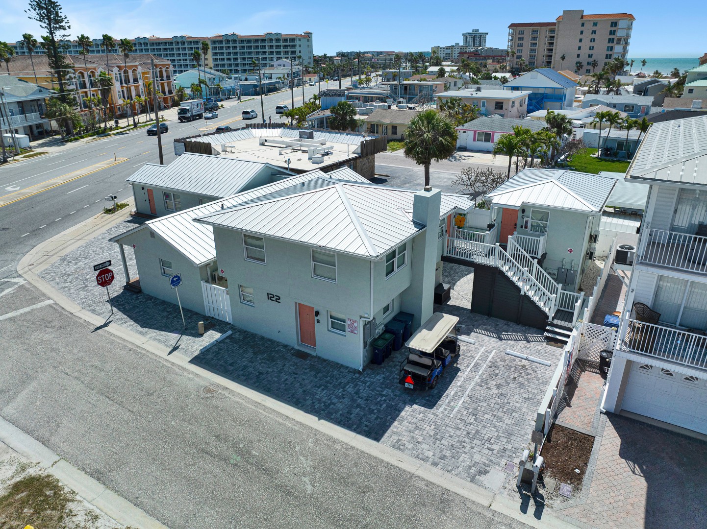 Redington Shores, Florida, 33708, United States, 5 Bedrooms Bedrooms, ,8 BathroomsBathrooms,Residential,For Sale,1977851