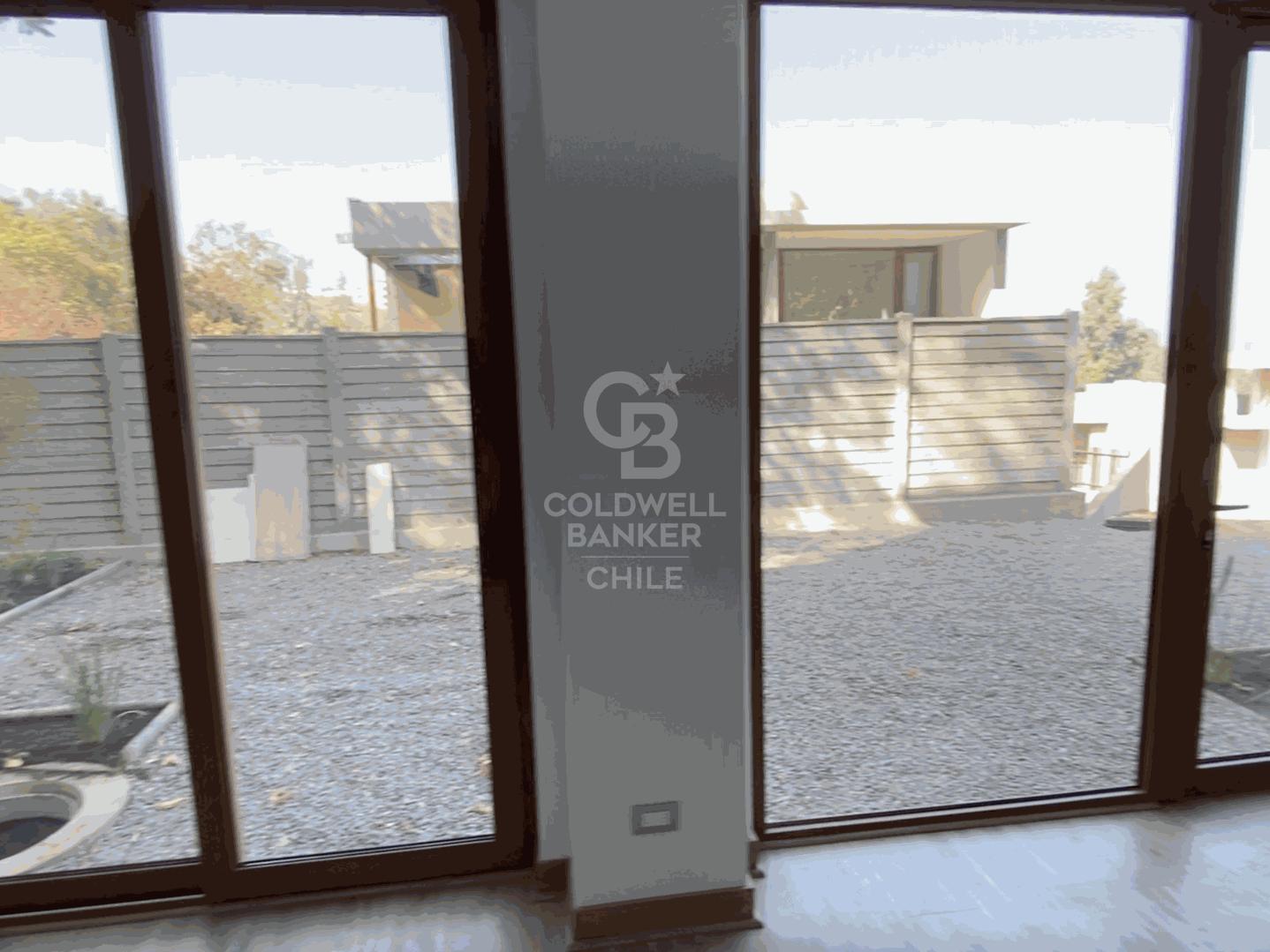 La Reina, Chile, 5 Bedrooms Bedrooms, ,5 BathroomsBathrooms,Residential,For Sale,1699390