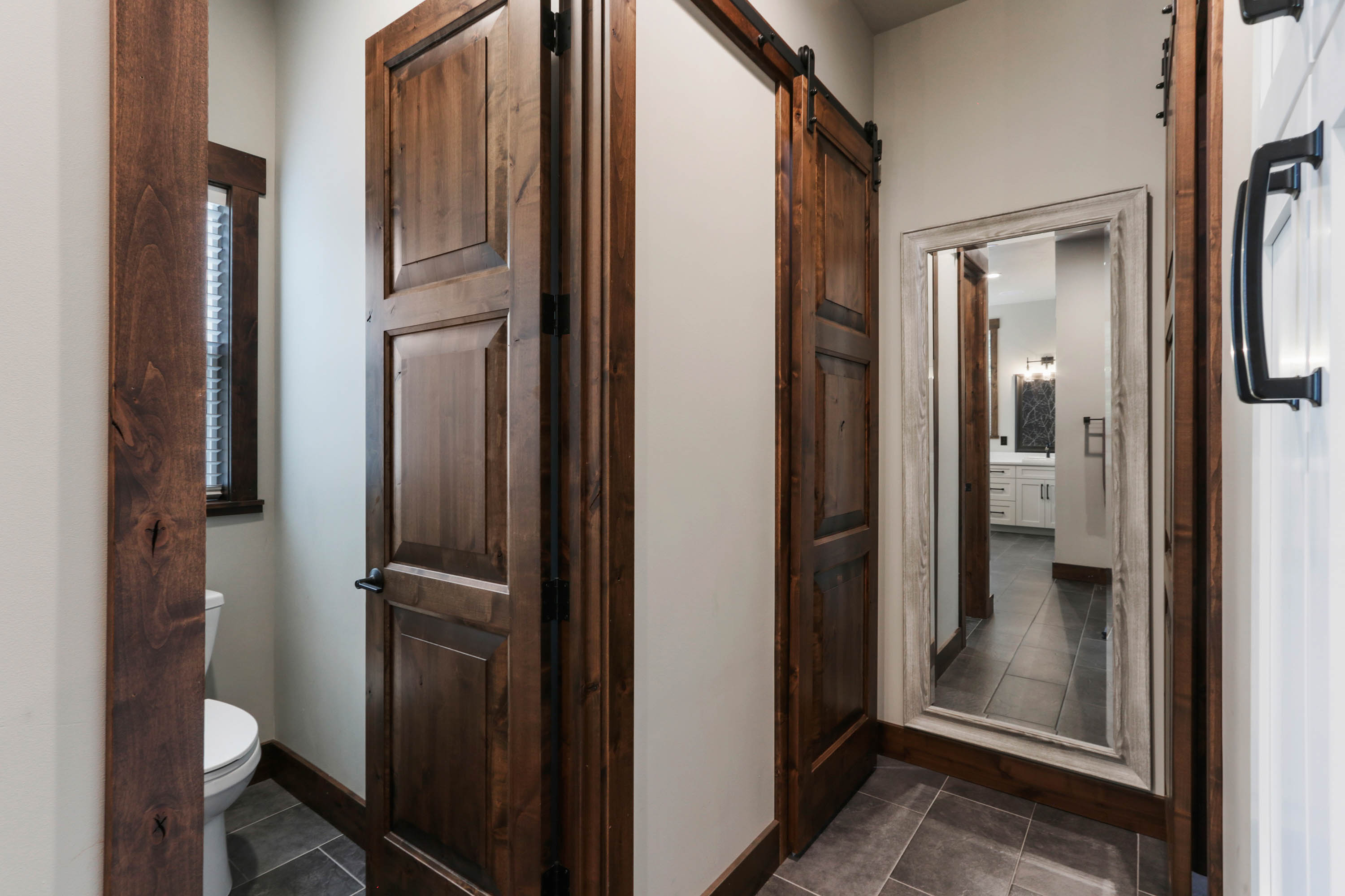 Sandpoint, Idaho, 83864, United States, 6 Bedrooms Bedrooms, ,8 BathroomsBathrooms,Residential,For Sale,1975419