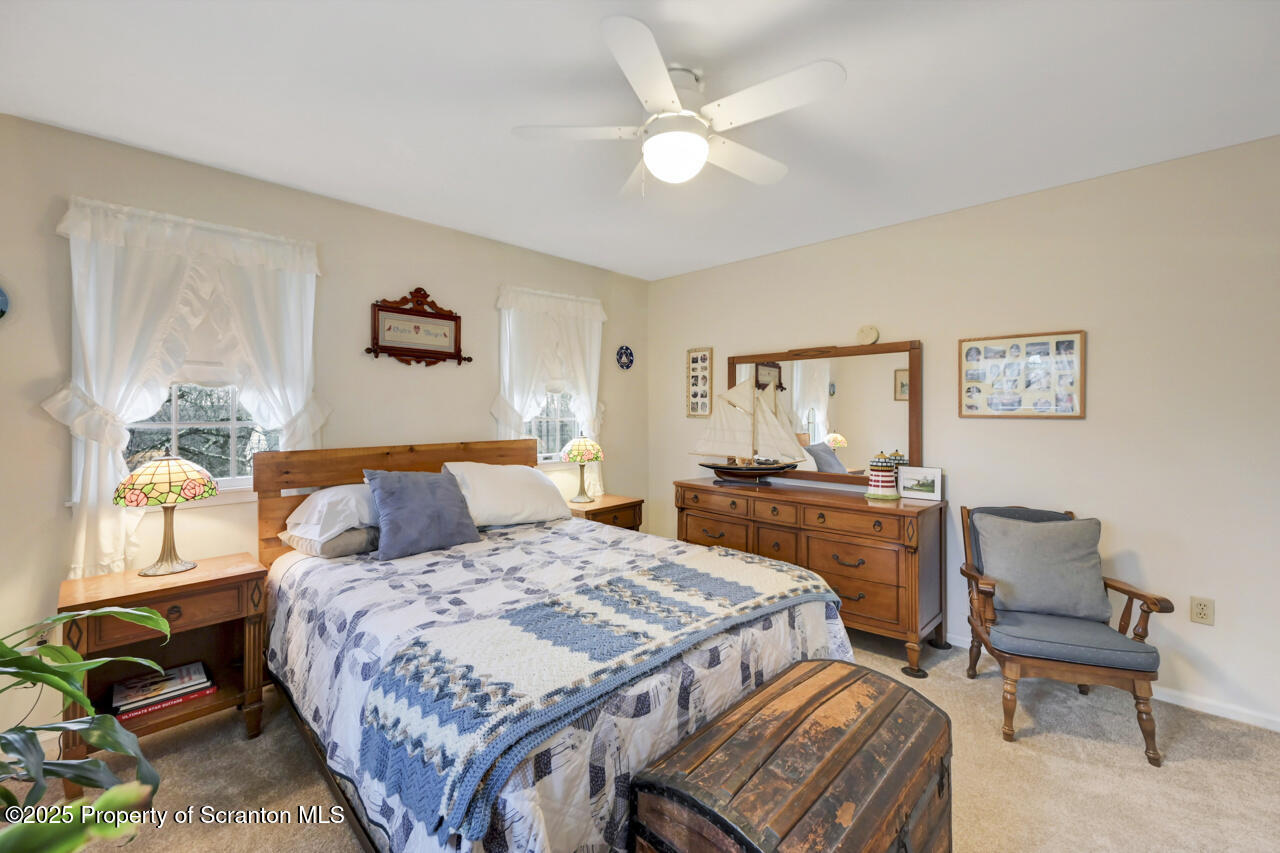 Moscow, Pennsylvania, 18444, United States, 4 Bedrooms Bedrooms, ,3 BathroomsBathrooms,Residential,For Sale,1999733