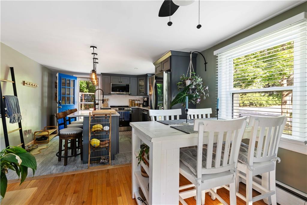 Bristol, Rhode Island, 02809, United States, 3 Bedrooms Bedrooms, ,1 BathroomBathrooms,Residential,For Sale,2002471