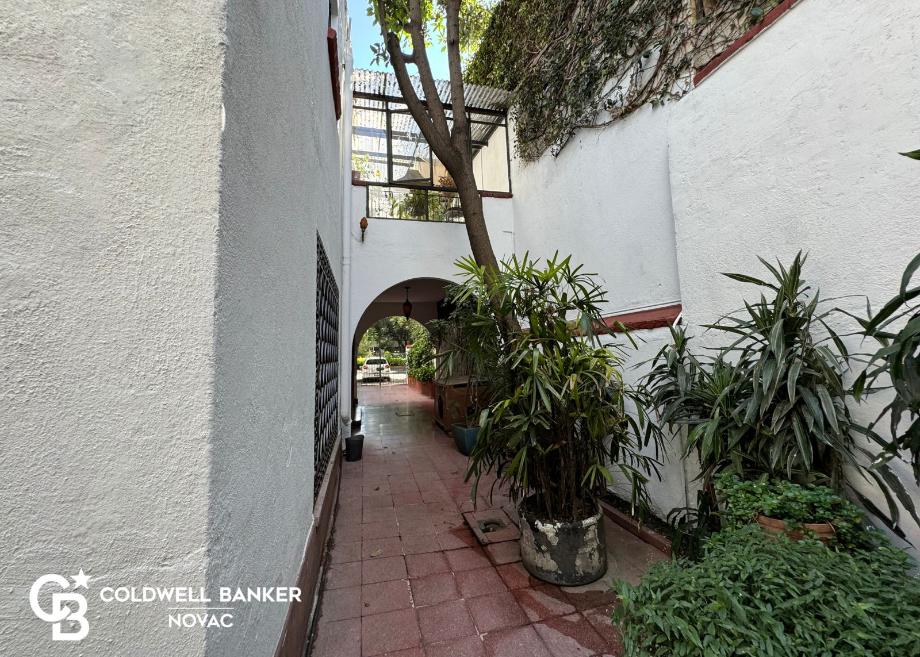 Mazatlan, Cuauhtémoc, Ciudad de México, 06140, Mexico, 4 Bedrooms Bedrooms, ,3 BathroomsBathrooms,Residential,For Sale,Mazatlan,1672225
