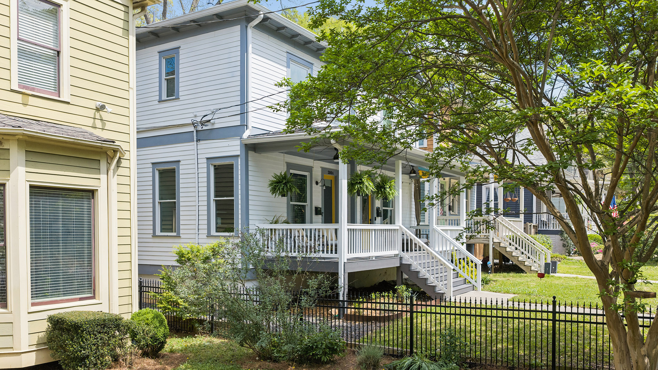  beautifully designed craftsman-style townhome near grant  park - 物件實景