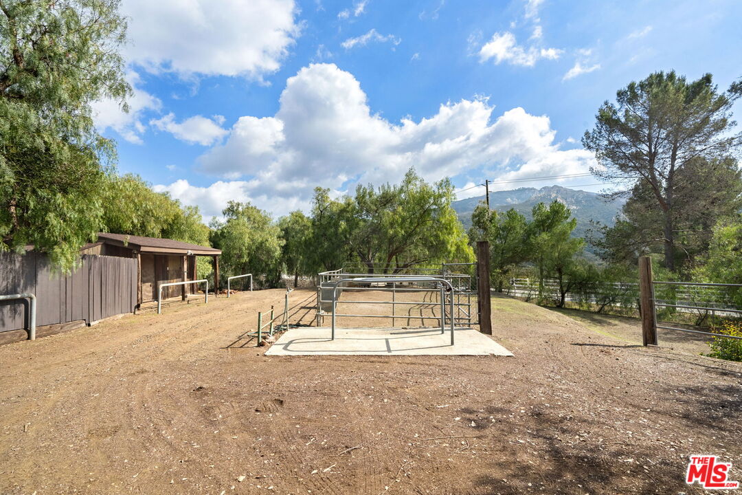 Calabasas, California, 91302, United States, 4 Bedrooms Bedrooms, ,3 BathroomsBathrooms,Residential,For Sale,1708601