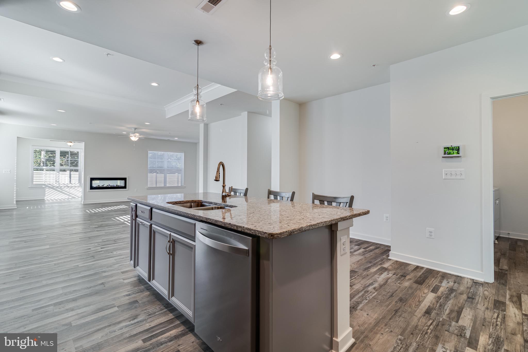 La Plata, Maryland, 20646, United States, 2 Bedrooms Bedrooms, ,2 BathroomsBathrooms,Residential,For Sale,1976808