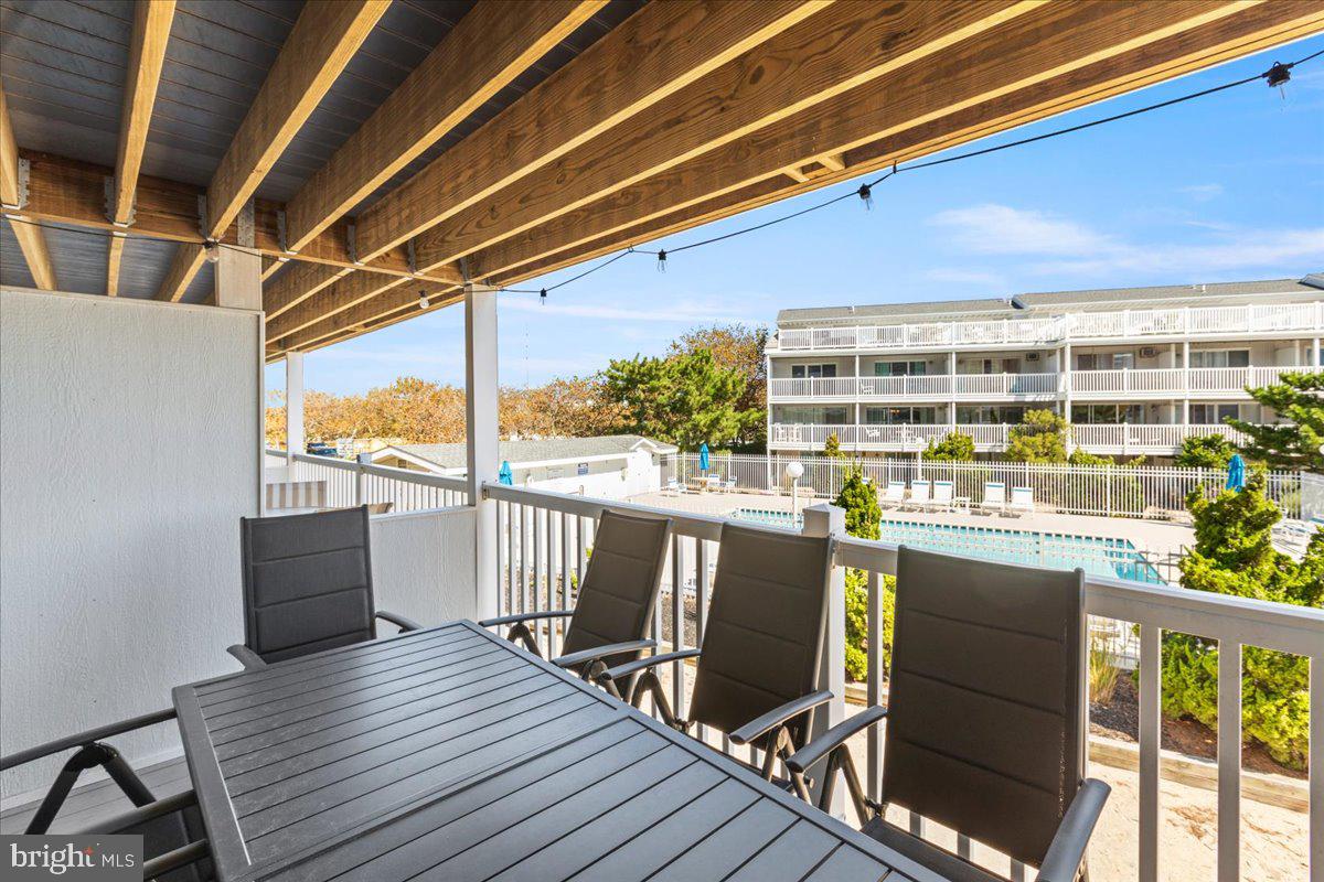 Ocean City, Maryland, 21842, United States, 4 Bedrooms Bedrooms, ,4 BathroomsBathrooms,Residential,For Sale,1989462