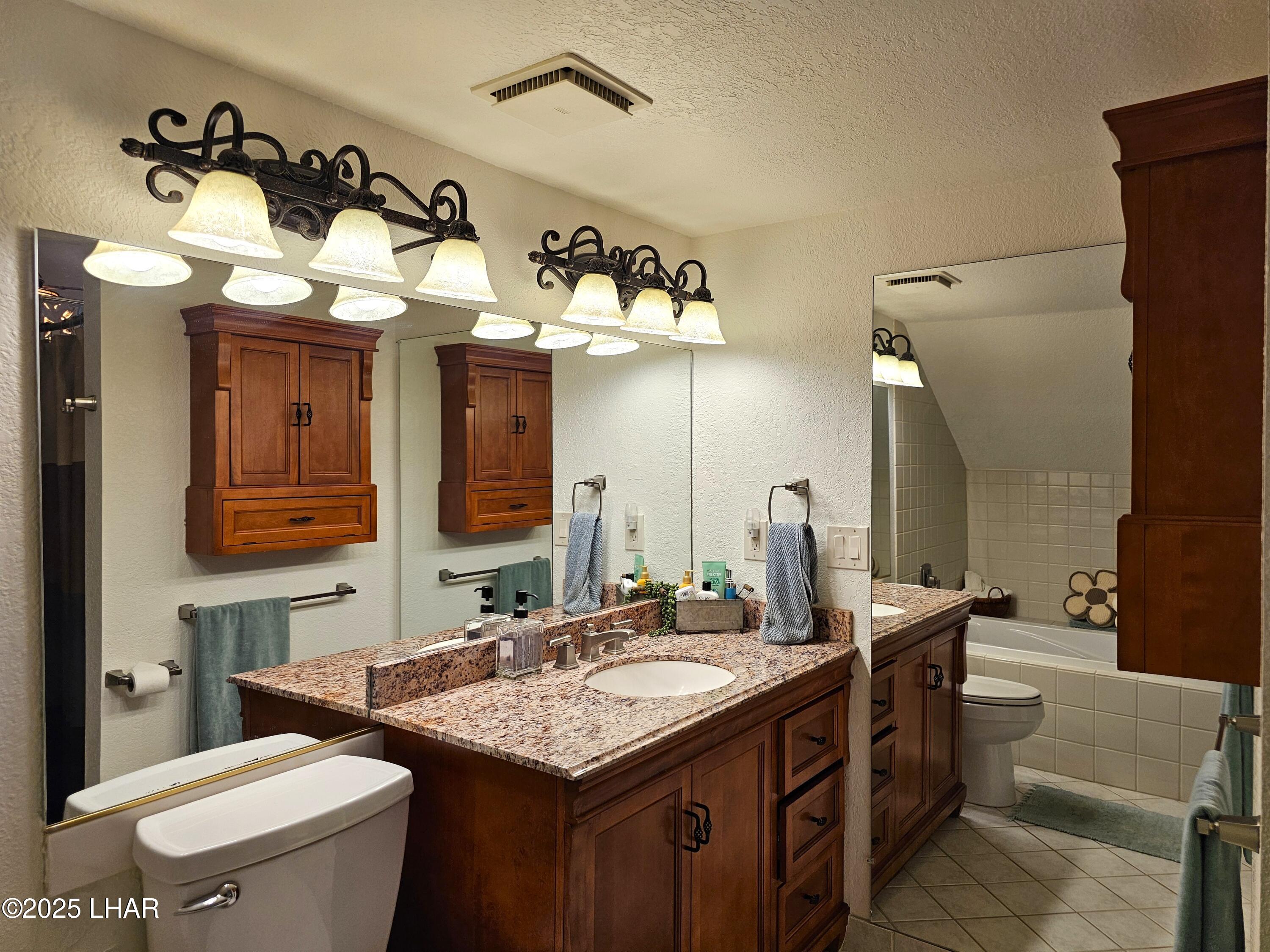 Lake Havasu City, Arizona, 86403, United States, 2 Bedrooms Bedrooms, ,3 BathroomsBathrooms,Residential,For Sale,2001999