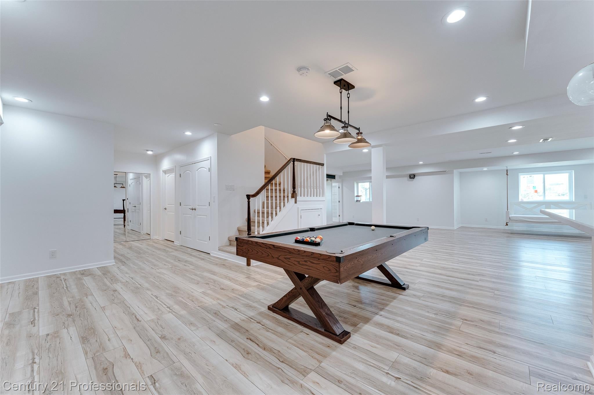 Canton, Michigan, 48187, United States, 5 Bedrooms Bedrooms, ,6 BathroomsBathrooms,Residential,For Sale,1908049