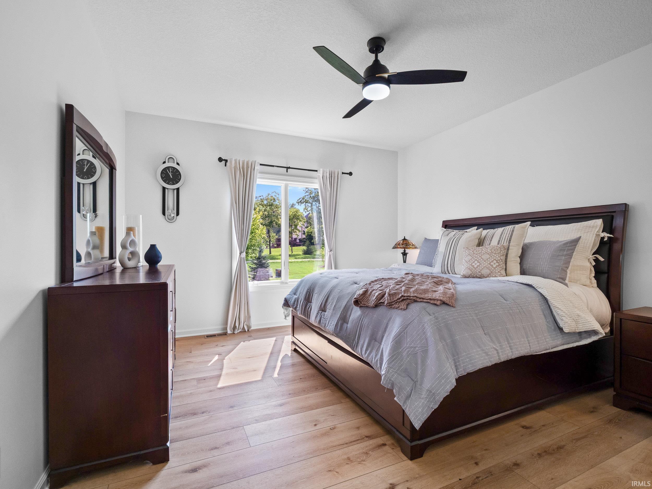 Huntertown, Indiana, 46748, United States, 5 Bedrooms Bedrooms, ,5 BathroomsBathrooms,Residential,For Sale,1982642