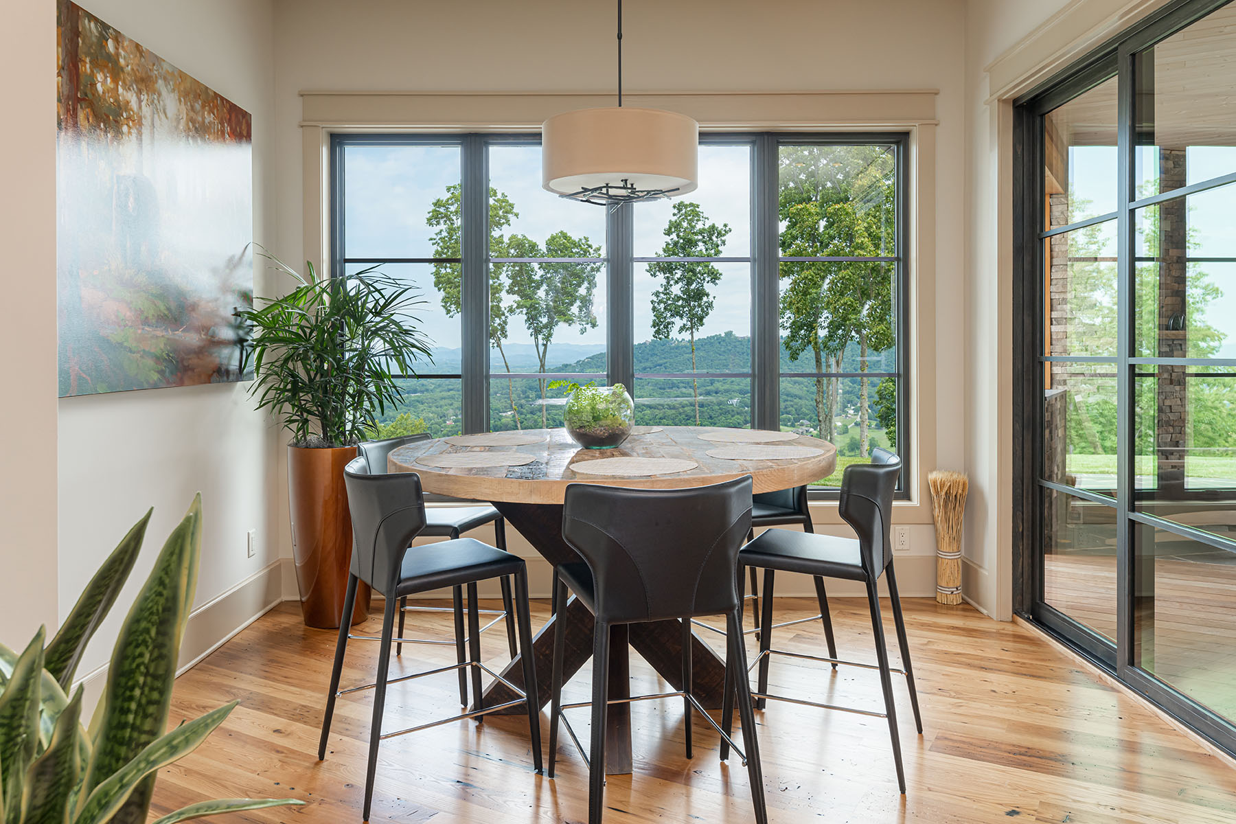  WEAVERVILLE - 物件實景