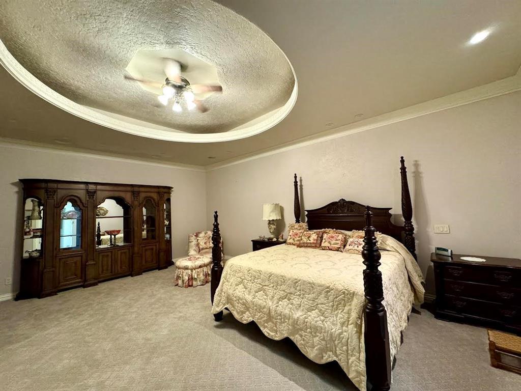 Chickasha, Oklahoma, 73018, United States, 7 Bedrooms Bedrooms, ,7 BathroomsBathrooms,Residential,For Sale,1921777