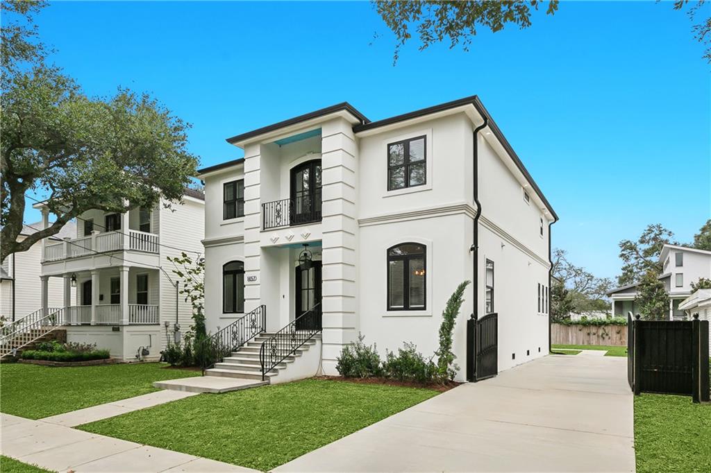 New Orleans, Louisiana, 70122, United States, 4 Bedrooms Bedrooms, ,4 BathroomsBathrooms,Residential,For Sale,1941727
