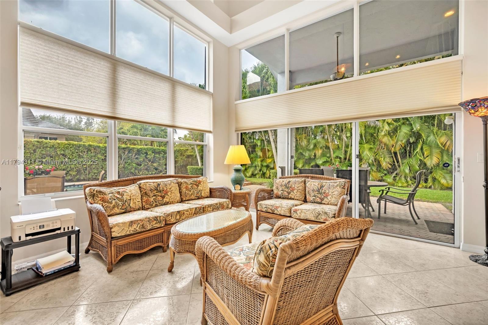 Davie, Florida, 33328, United States, 5 Bedrooms Bedrooms, ,4 BathroomsBathrooms,Residential,For Sale,1793011