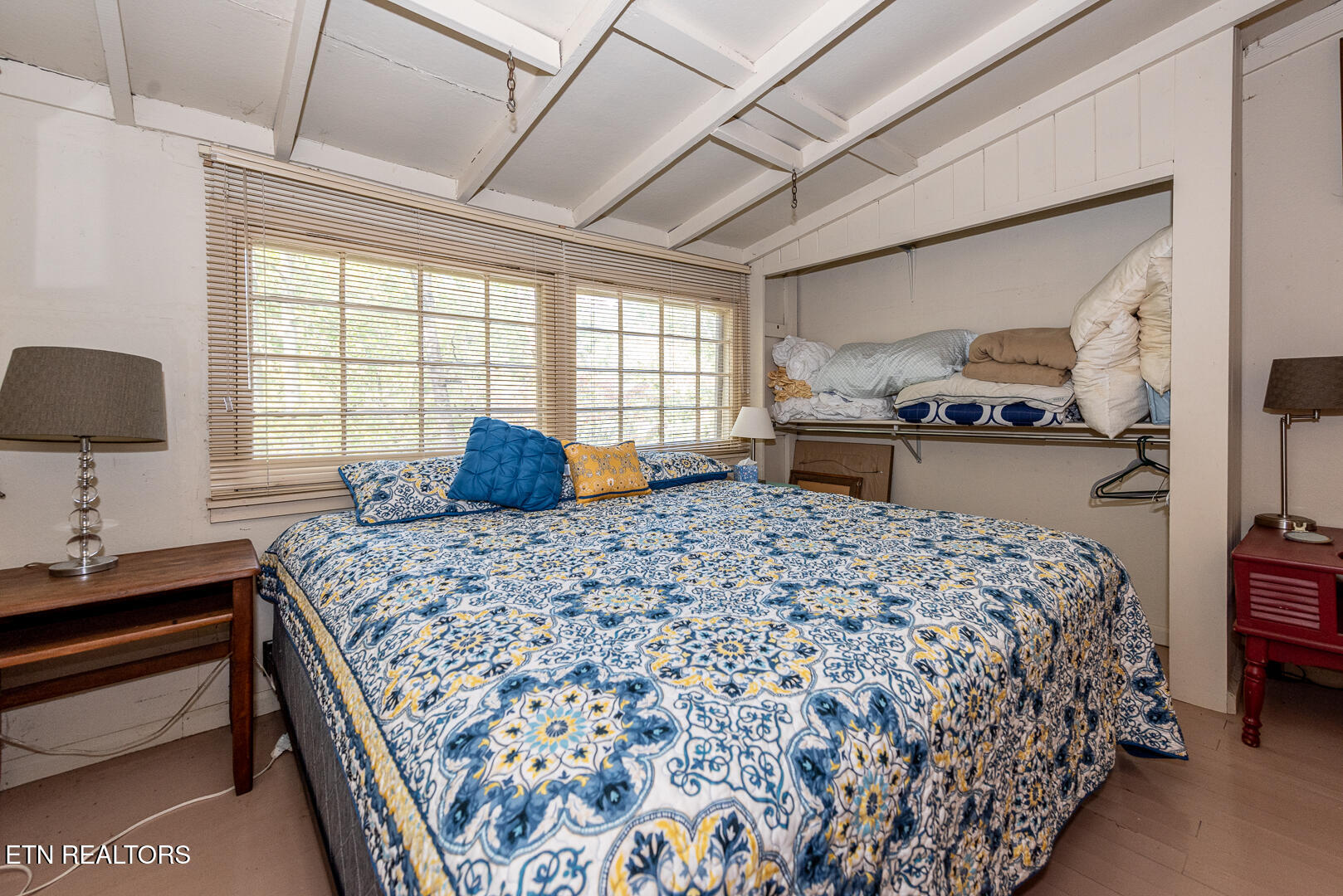 Townsend, Tennessee, 37882, United States, 1 Bedroom Bedrooms, ,1 BathroomBathrooms,Residential,For Sale,1973963