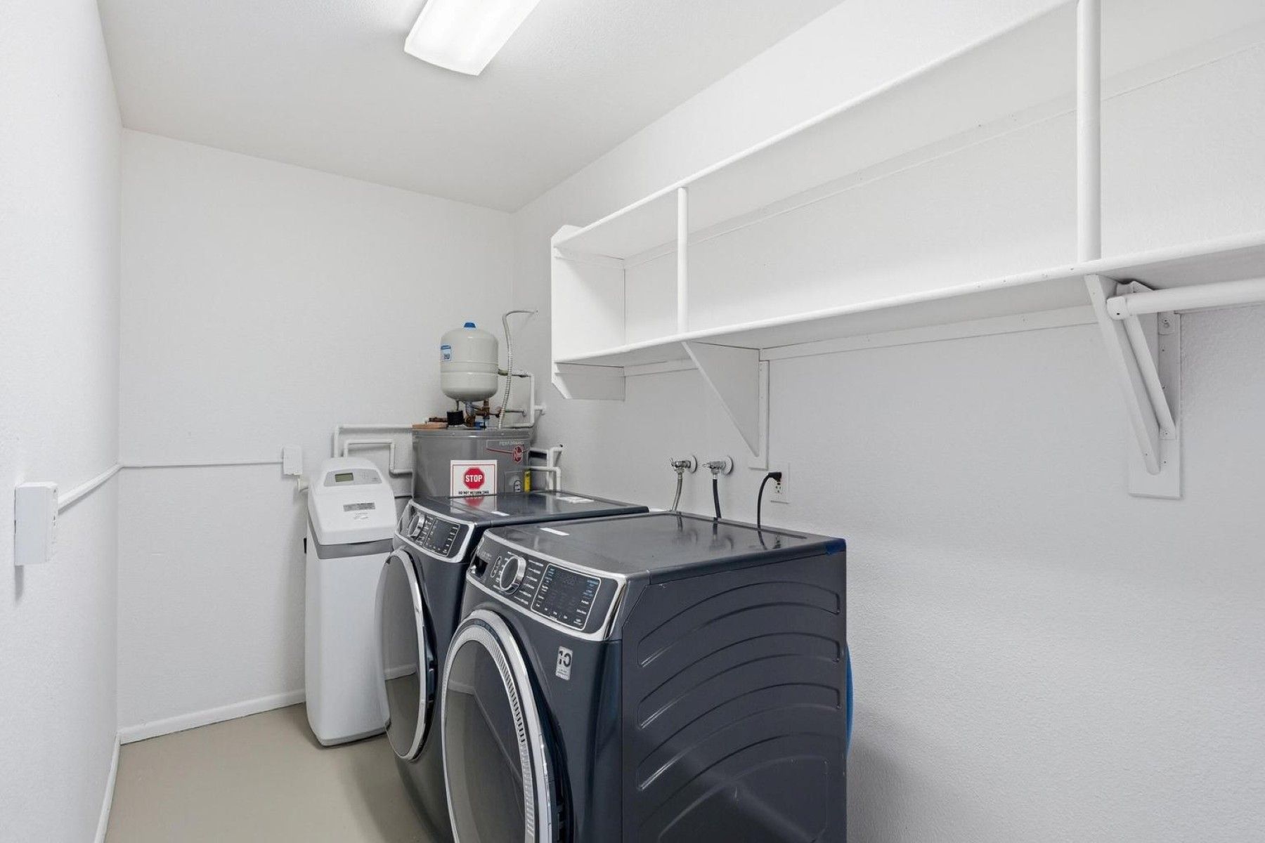  2266 E Willis Rd  Gilbert, AZ - 物件實景