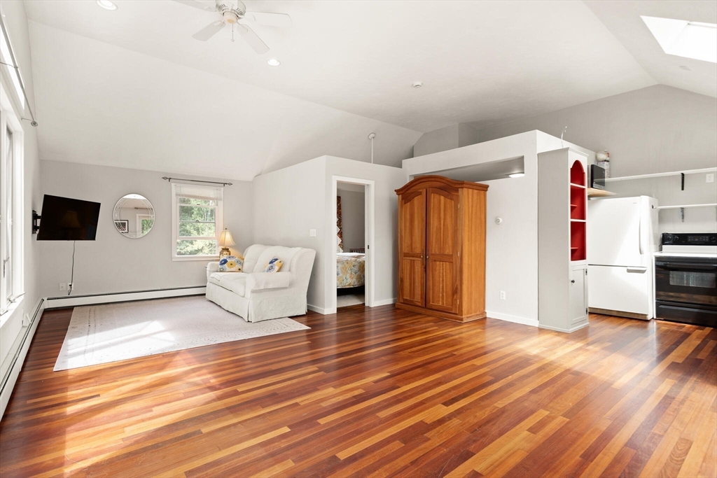 Pepperell, Massachusetts, 01463, United States, 4 Bedrooms Bedrooms, ,4 BathroomsBathrooms,Residential,For Sale,1925594