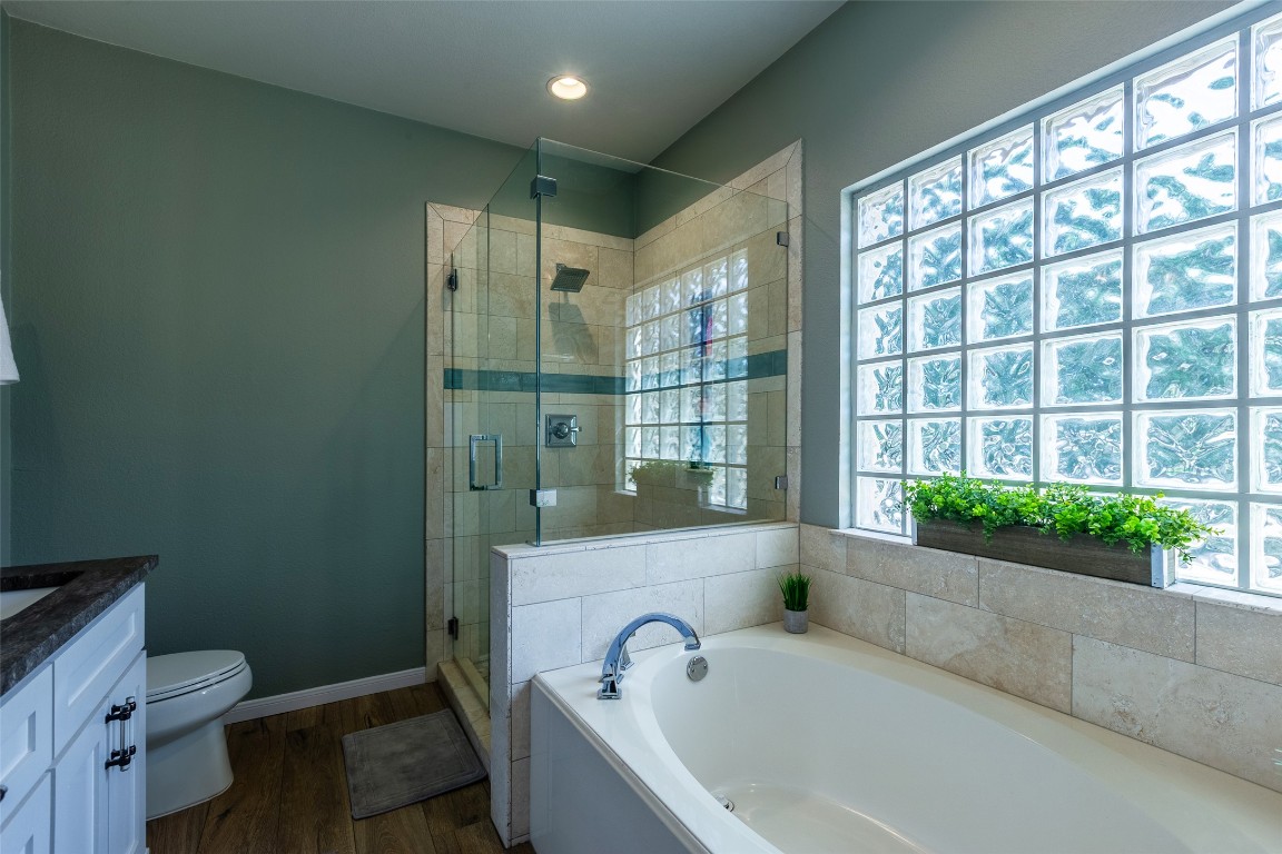 Dripping Springs, Texas, 78620, United States, 3 Bedrooms Bedrooms, ,3 BathroomsBathrooms,Residential,For Sale,1971198