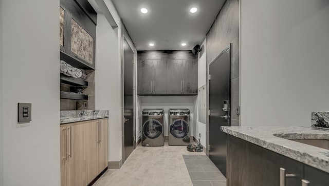 Carmel, Indiana, 46032, United States, 3 Bedrooms Bedrooms, ,4 BathroomsBathrooms,Residential,For Sale,2000560