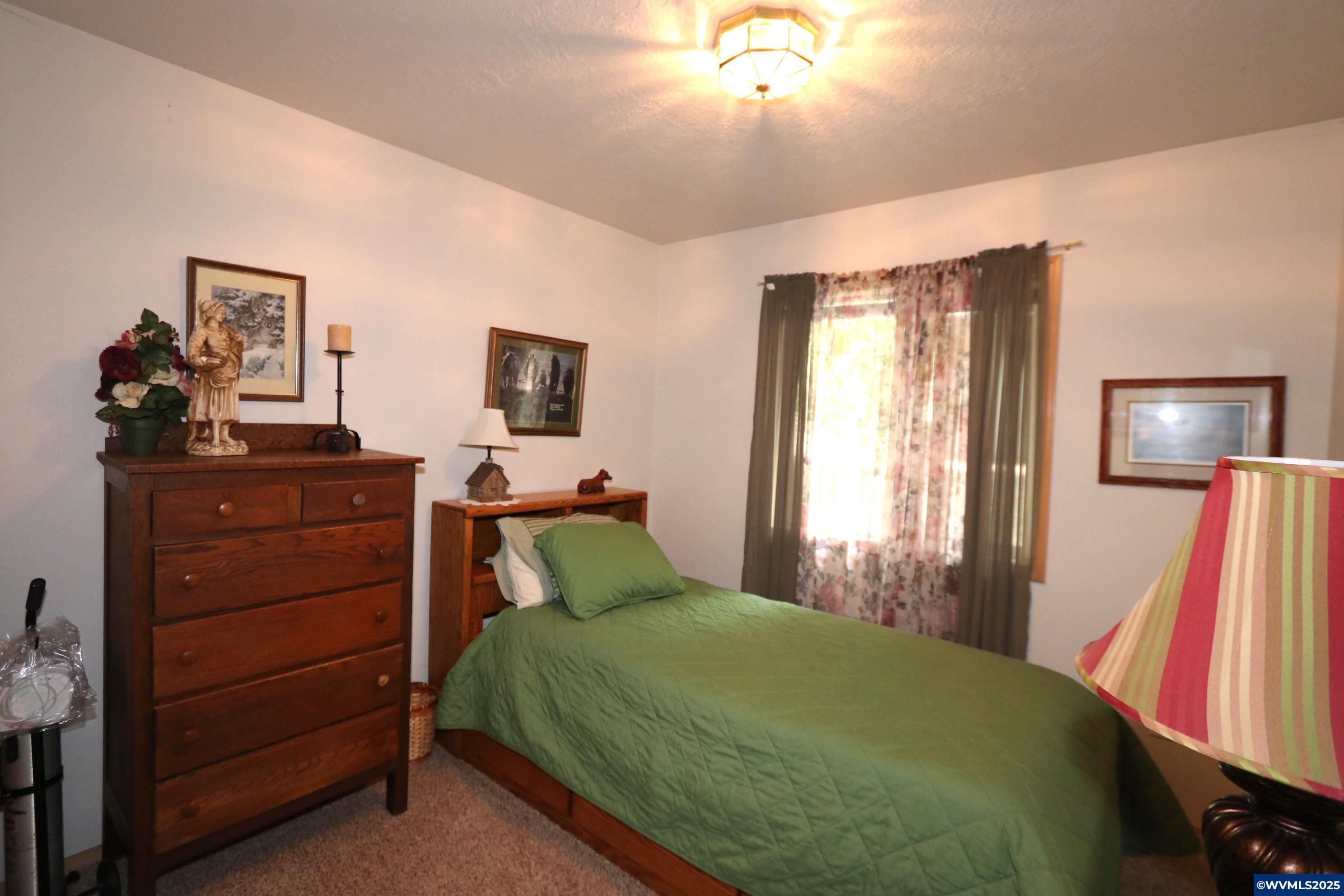 Falls City, Oregon, 97344, United States, 3 Bedrooms Bedrooms, ,2 BathroomsBathrooms,Residential,For Sale,1875170