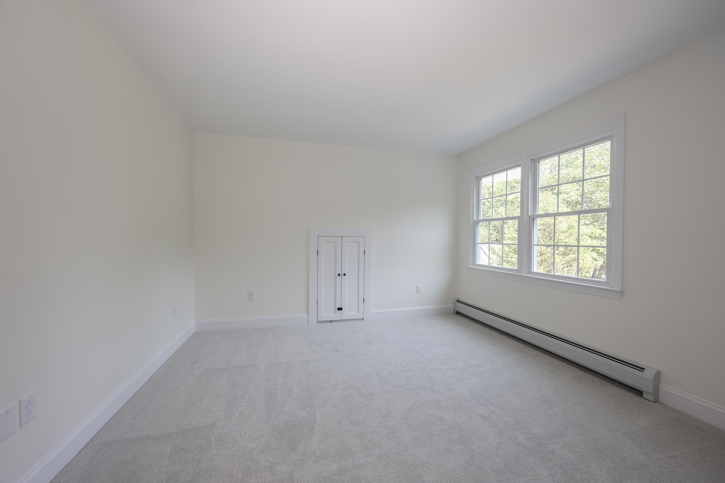 Wilton, New Hampshire, 03086, United States, 3 Bedrooms Bedrooms, ,2 BathroomsBathrooms,Residential,For Sale,1940505