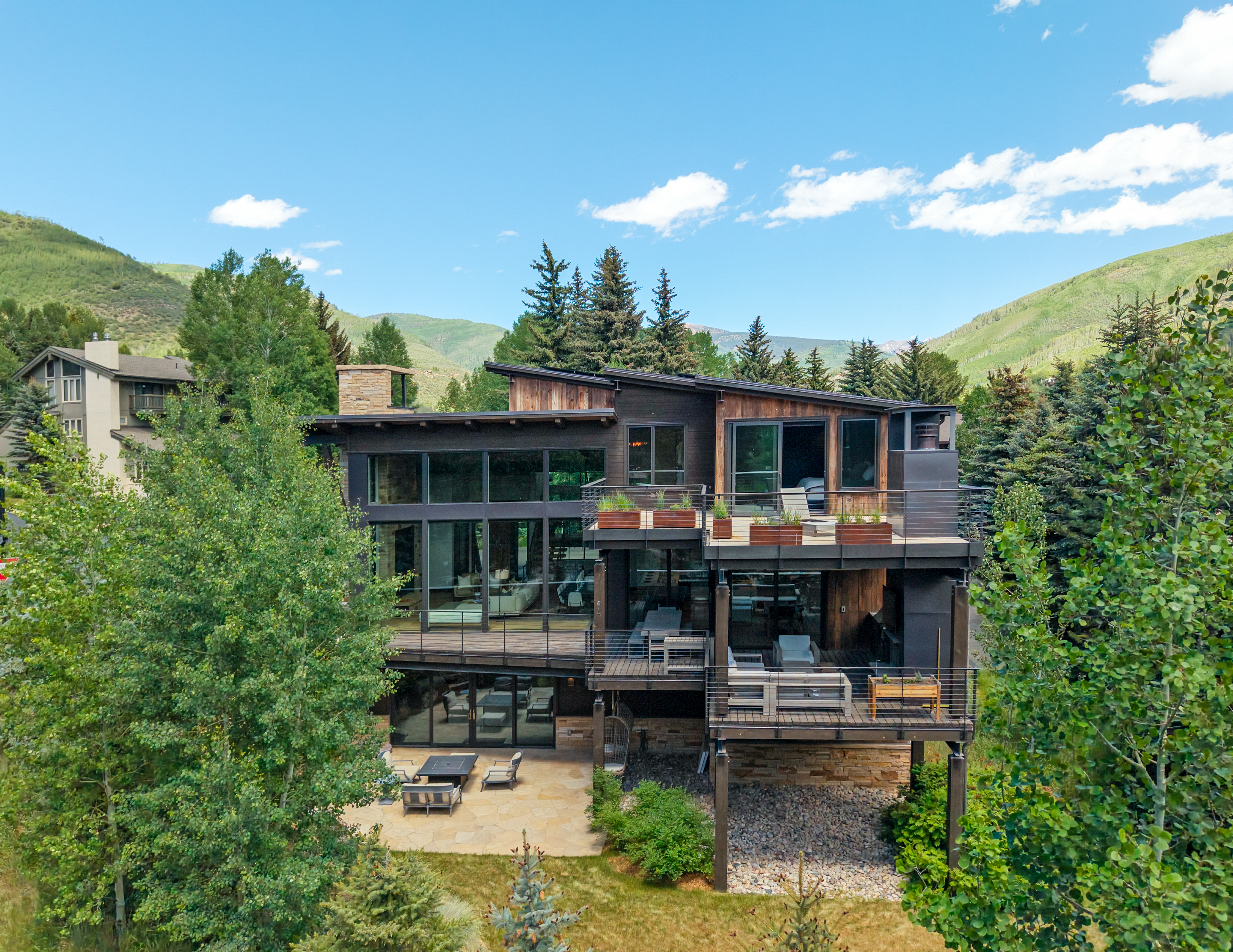  Spectacular Single-Family Home in West Vail - 物件實景