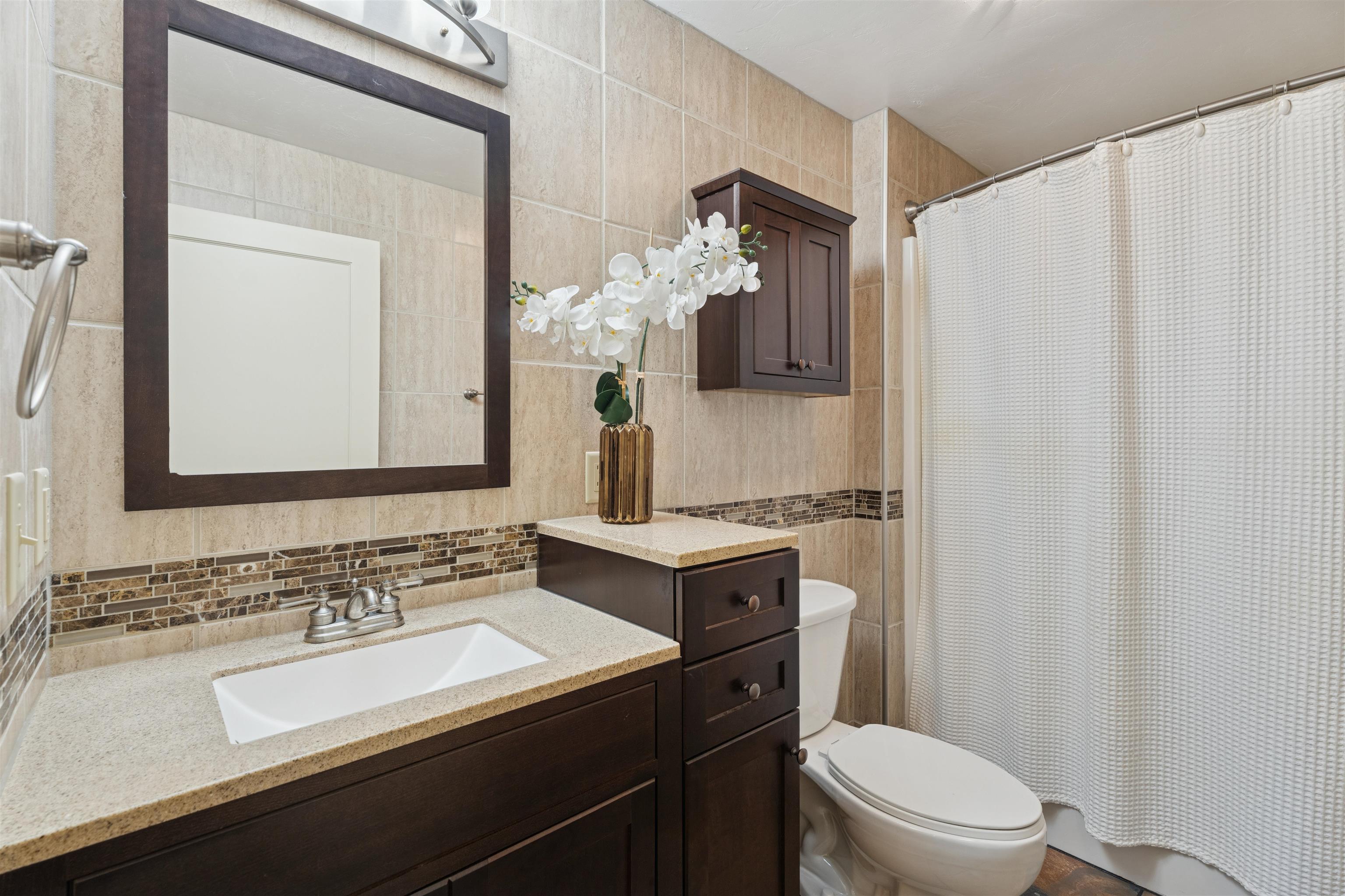 APPLETON, Wisconsin, 54913, United States, 4 Bedrooms Bedrooms, ,4 BathroomsBathrooms,Residential,For Sale,1942240