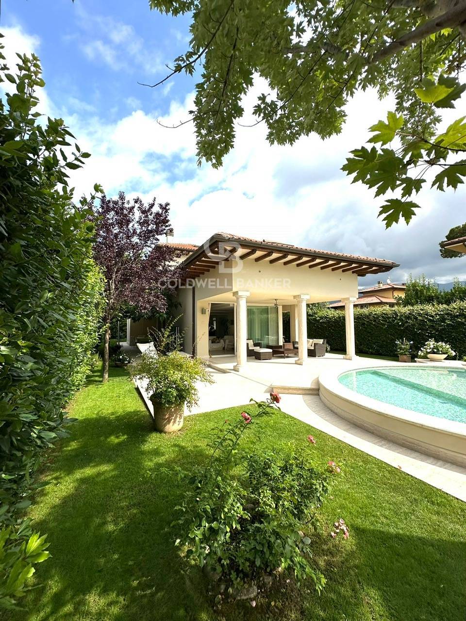 via dazzi, Forte dei Marmi, Lucca, 55042, IT, 5 Bedrooms Bedrooms, ,5 BathroomsBathrooms,Residential,For Sale,via dazzi,1620153