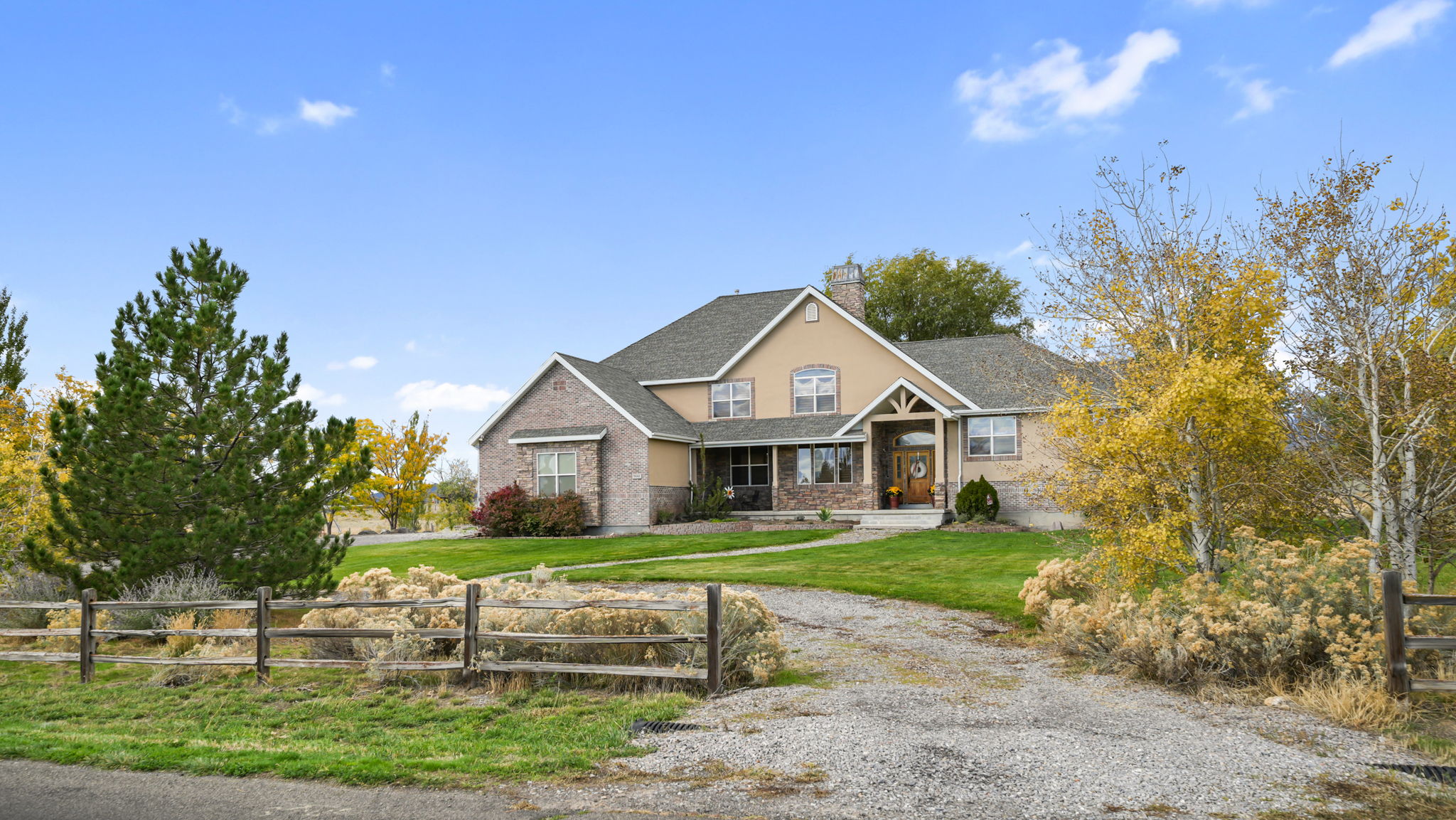 Eagle Mountain, Utah, 84005, United States, 6 Bedrooms Bedrooms, ,5 BathroomsBathrooms,Residential,For Sale,1990791