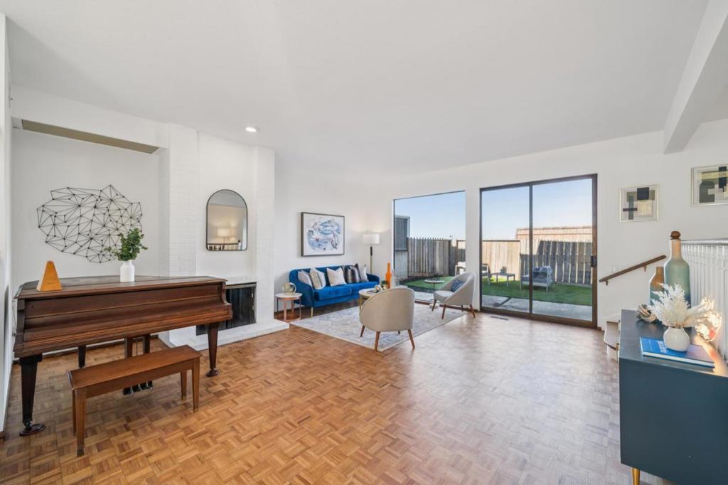 San Francisco, California, 94131, United States, 3 Bedrooms Bedrooms, ,3 BathroomsBathrooms,Residential,For Sale,1974039