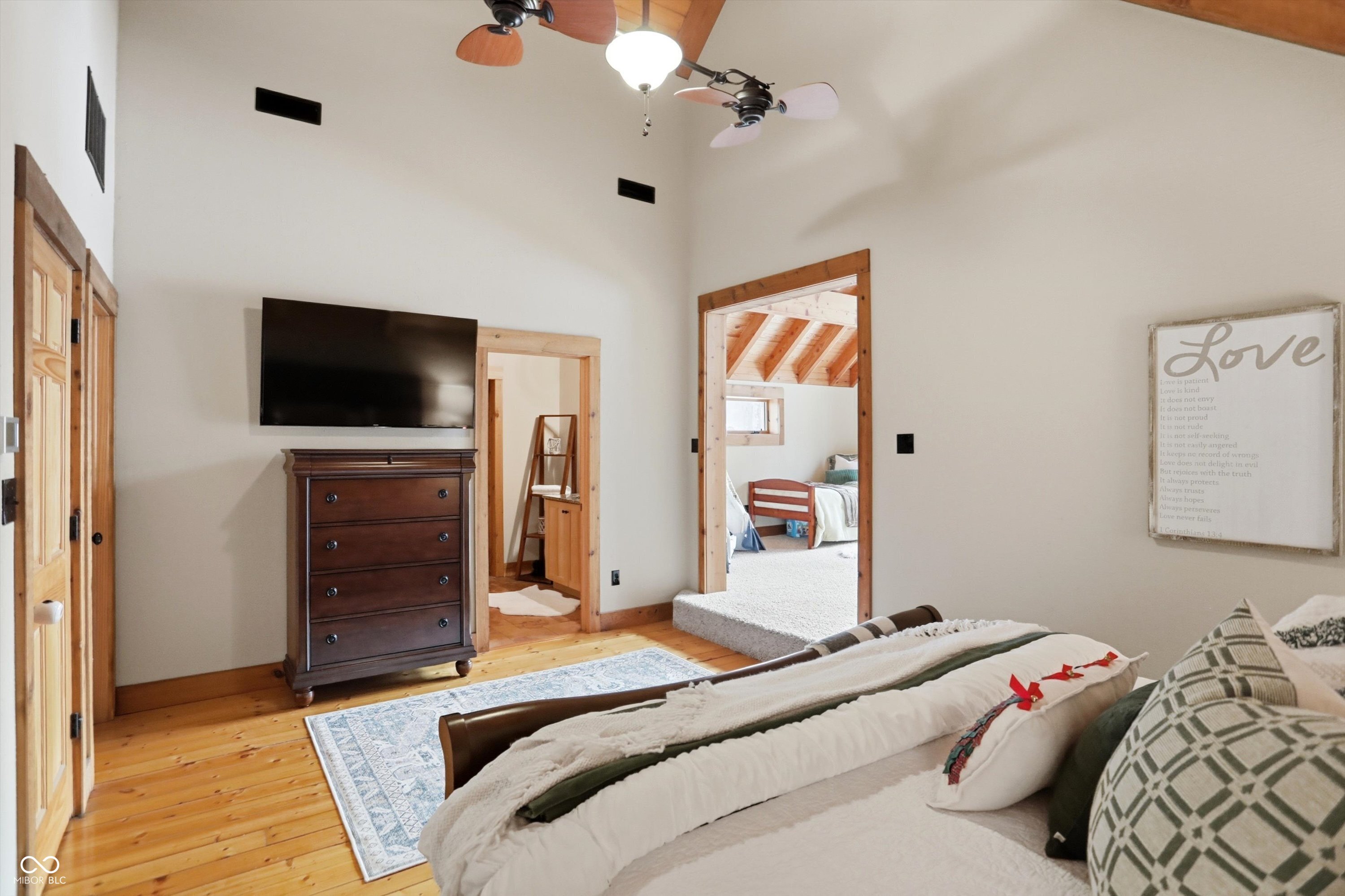 Unionville, Indiana, 47468, United States, 5 Bedrooms Bedrooms, ,5 BathroomsBathrooms,Residential,For Sale,1975333