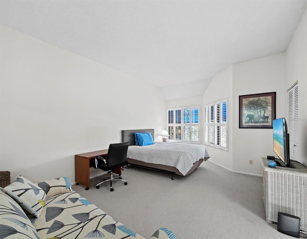 Longboat Key, Florida, 34228, United States, 2 Bedrooms Bedrooms, ,3 BathroomsBathrooms,Residential,For Sale,1942168