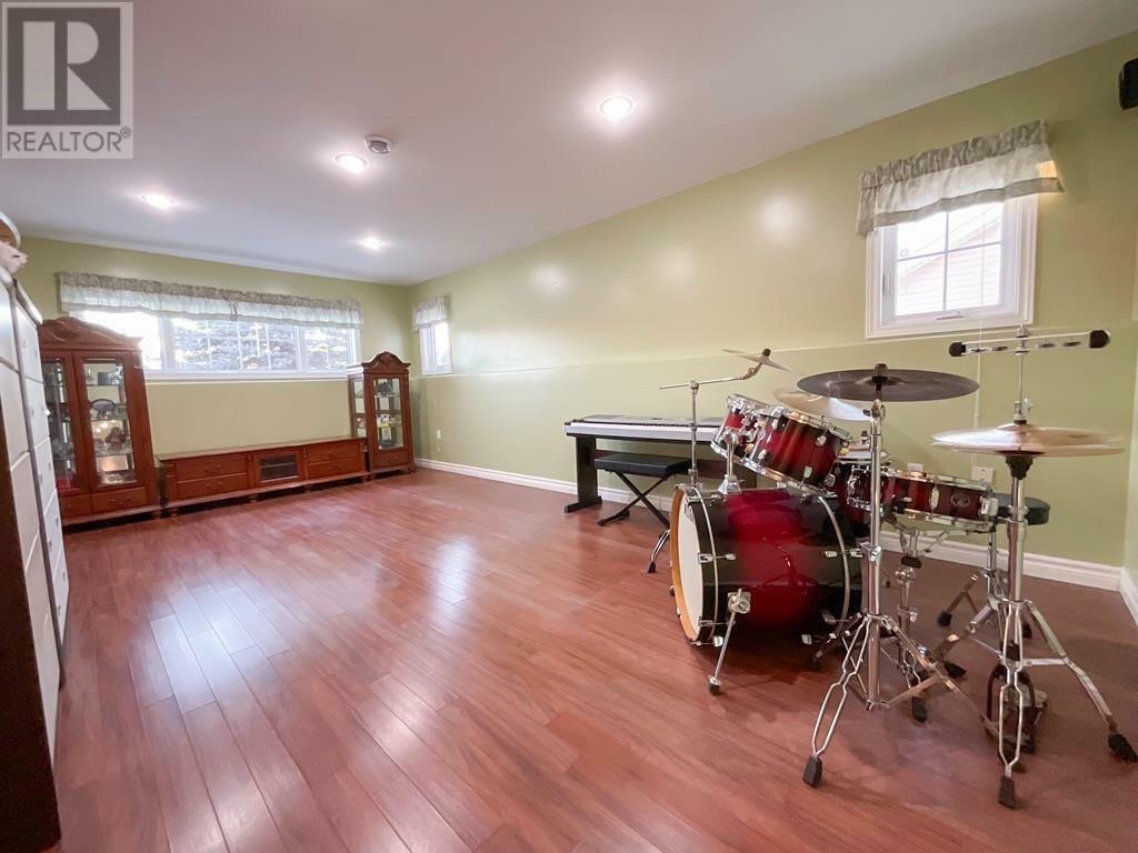 STRATFORD, Prince Edward Island, C1B 2H3, CA, 4 Bedrooms Bedrooms, ,2 BathroomsBathrooms,Residential,For Sale,1885637