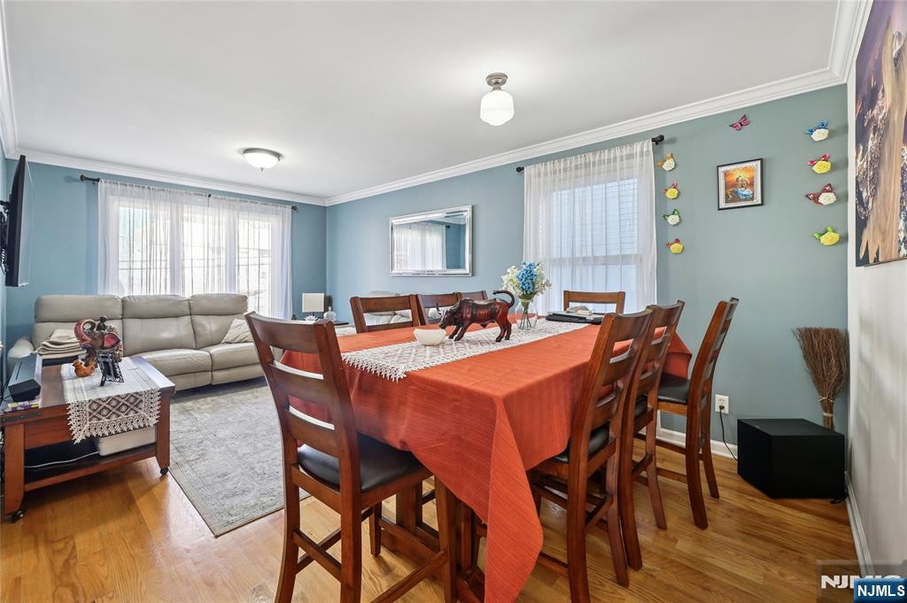 Harrison, New Jersey, 07029, United States, 5 Bedrooms Bedrooms, ,5 BathroomsBathrooms,Residential,For Sale,1985698