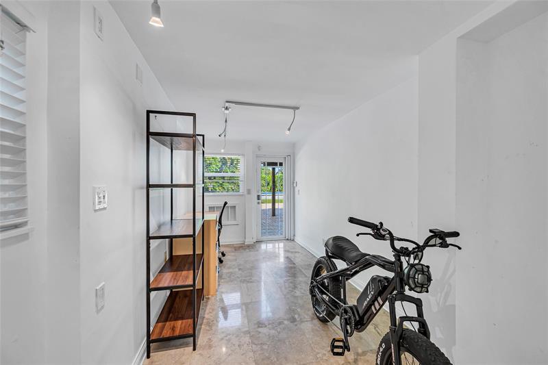 Fort Lauderdale, Florida, 33304, United States, 3 Bedrooms Bedrooms, ,3 BathroomsBathrooms,Residential,For Sale,1985546