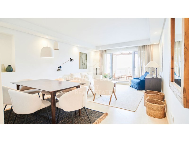Marbella, Andalusia, ES, 2 Bedrooms Bedrooms, ,2 BathroomsBathrooms,Residential,For Sale,1940134