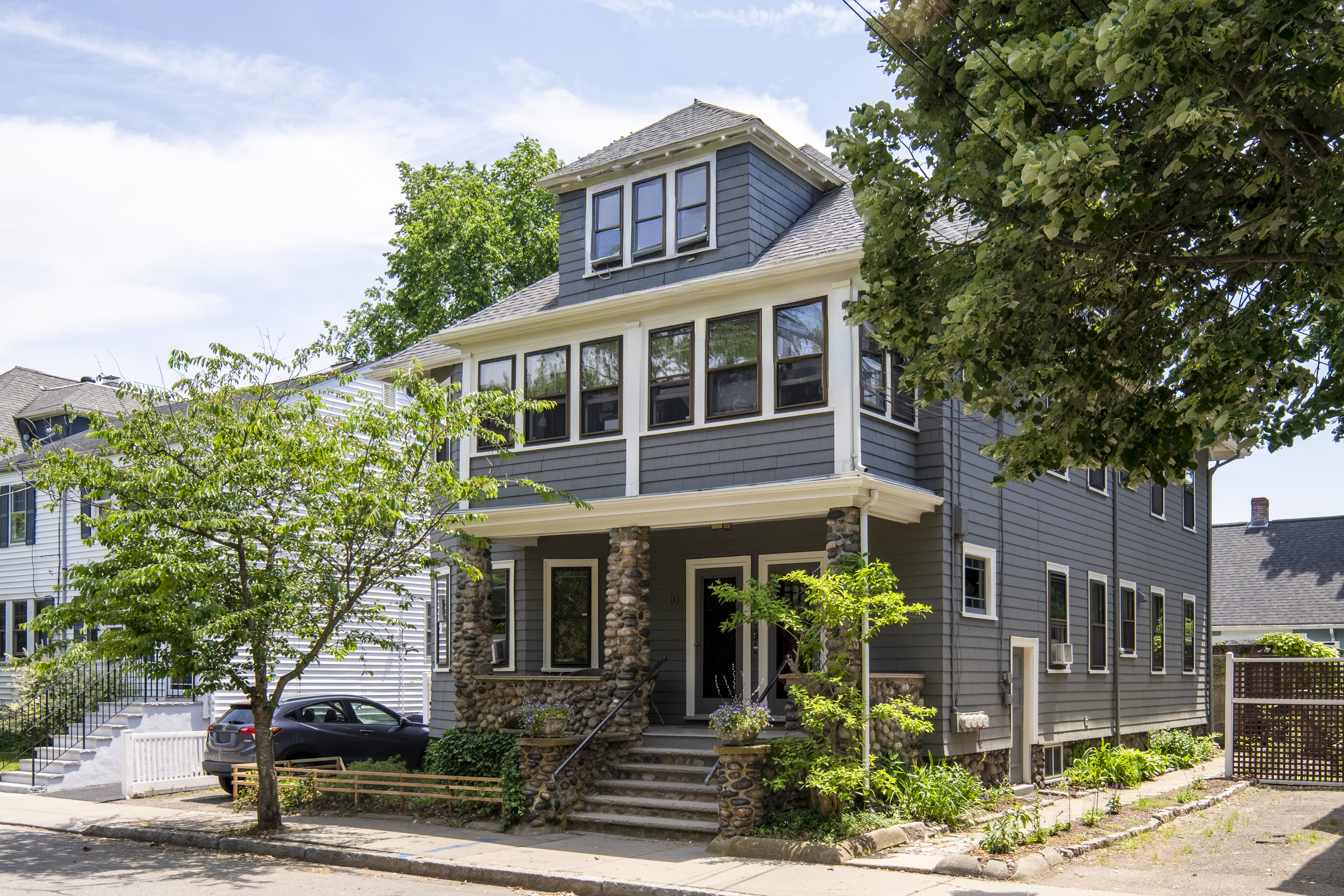  10-12 Notre Dame Avenue, Cambridge, MA, 02140 - 物件實景