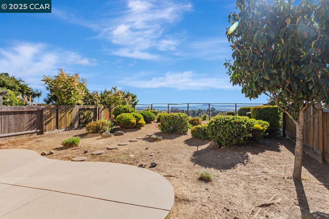 Vallejo, California, 94591, United States, 2 Bedrooms Bedrooms, ,2 BathroomsBathrooms,Residential,For Sale,1805503