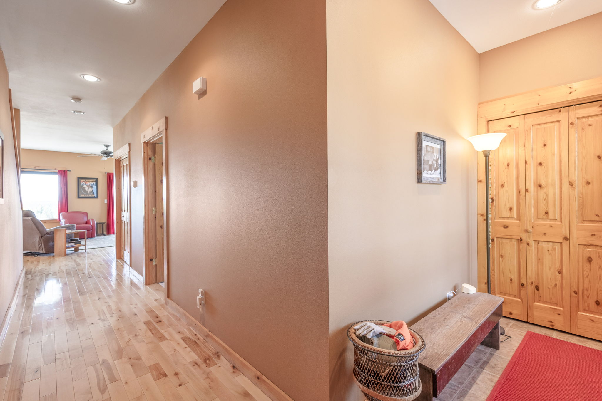 Prineville, Oregon, 97754, United States, 3 Bedrooms Bedrooms, ,3 BathroomsBathrooms,Residential,For Sale,1787892