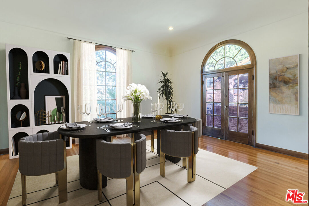 1232 Westchester Pl, Los Angeles, California, 90019, United States, 5 Bedrooms Bedrooms, ,5 BathroomsBathrooms,Residential,For Sale,1232 Westchester Pl,1662622
