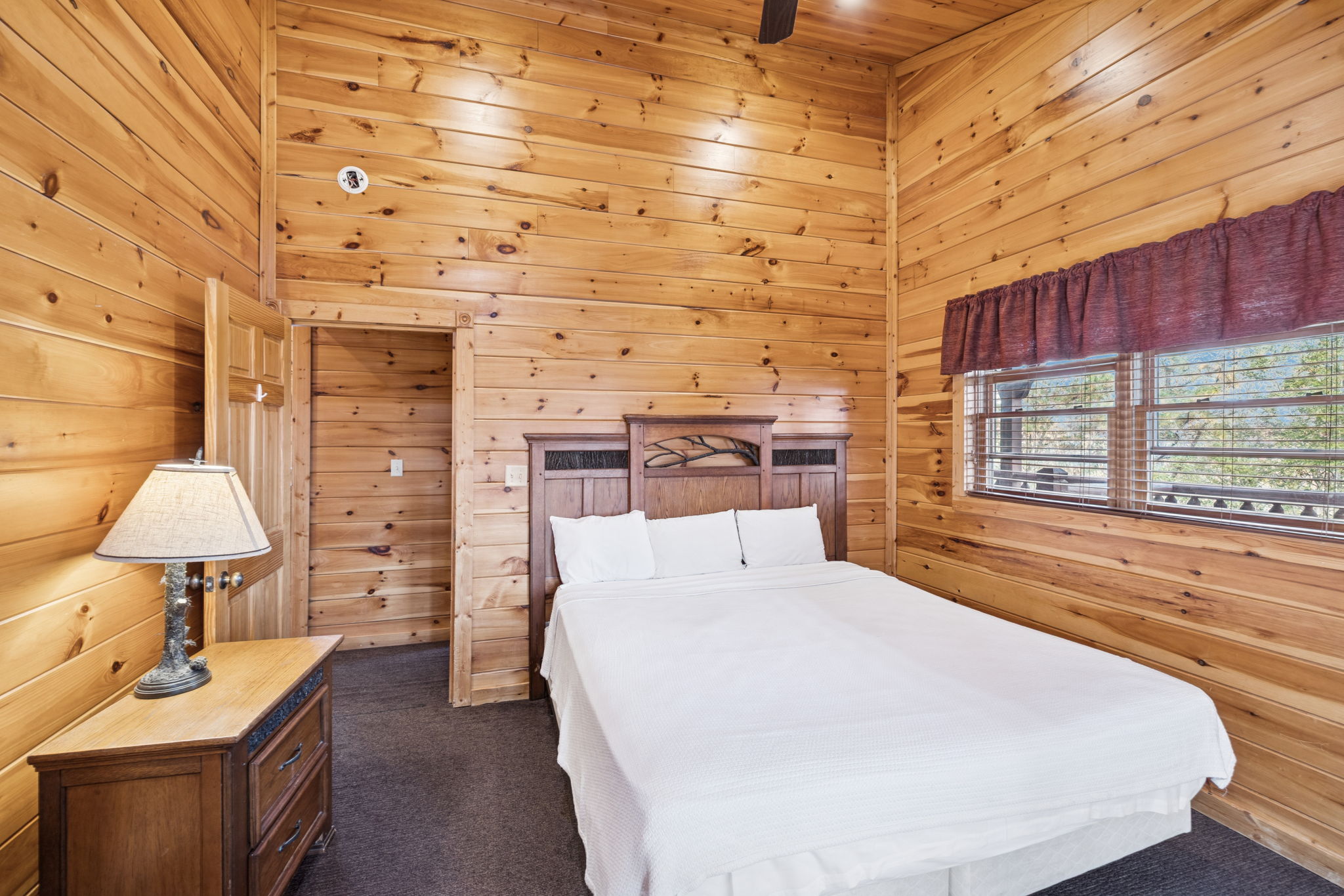 Gatlinburg, Tennessee, 37738, United States, 9 Bedrooms Bedrooms, ,9 BathroomsBathrooms,Residential,For Sale,1996380