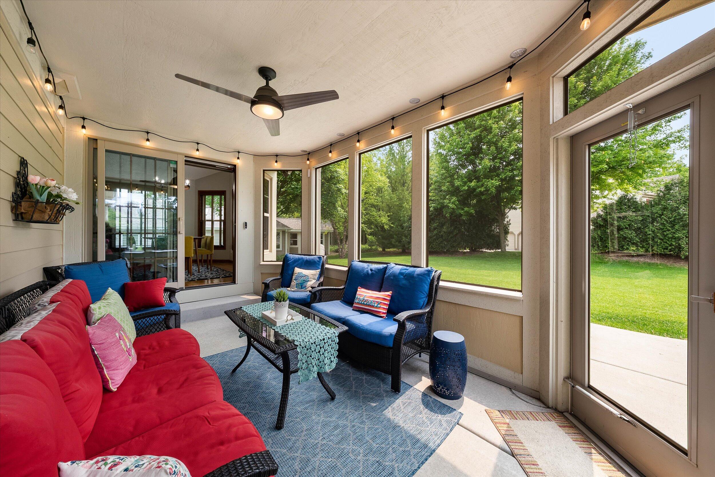 Germantown, Wisconsin, 53022, United States, 3 Bedrooms Bedrooms, ,3 BathroomsBathrooms,Residential,For Sale,1987563