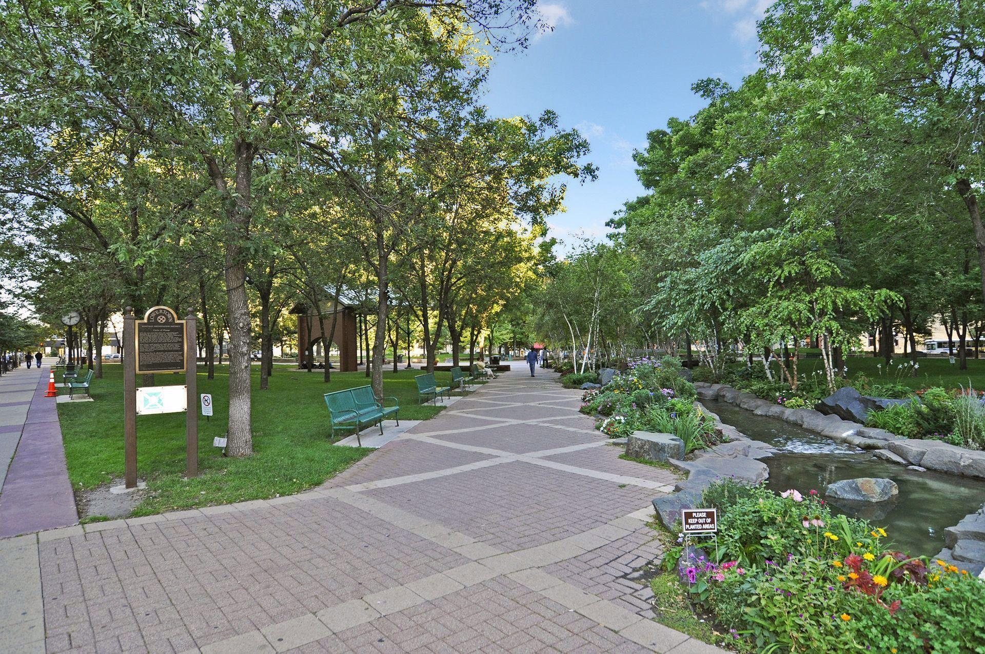 Saint Paul, Minnesota, 55101, United States, 2 Bedrooms Bedrooms, ,1 BathroomBathrooms,Residential,For Sale,1794377
