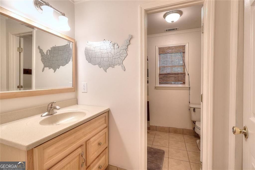 Lawrenceville, Georgia, 30044, United States, 5 Bedrooms Bedrooms, ,4 BathroomsBathrooms,Residential,For Sale,1922560