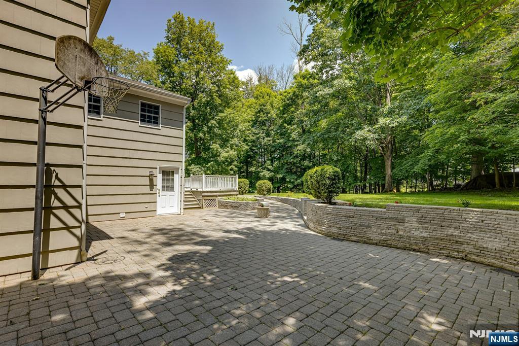 Berkeley Heights, New Jersey, 07922, United States, 6 Bedrooms Bedrooms, ,4 BathroomsBathrooms,Residential,For Sale,1838831