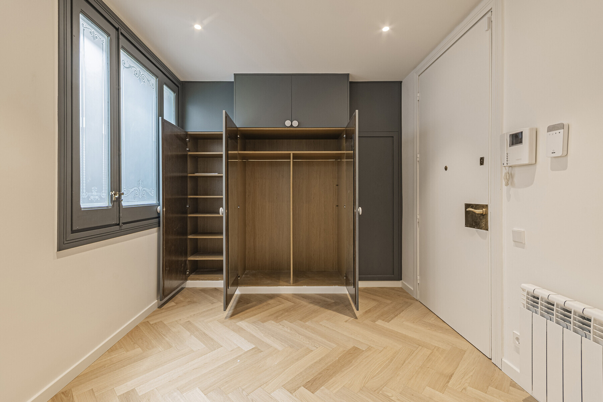  Elegant refurbished apartment of 221 m² in the Quadrat d