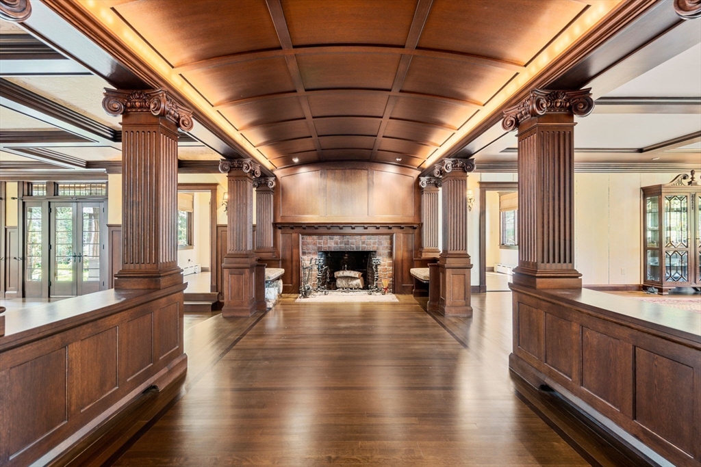 Wellesley, Massachusetts, 02482, United States, 9 Bedrooms Bedrooms, ,10 BathroomsBathrooms,Residential,For Sale,1804241