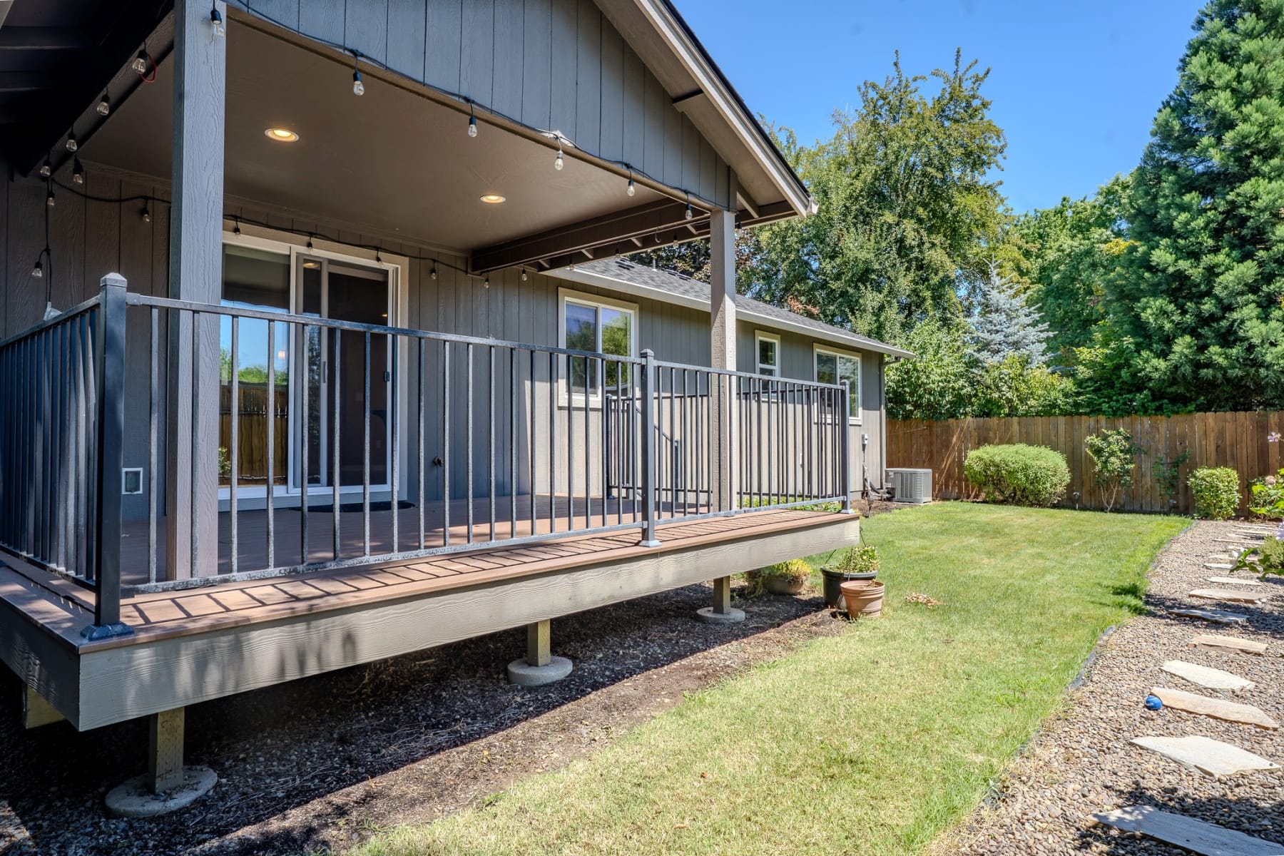  2196 Crestbrook Road Medford, OR 97504 - 物件實景